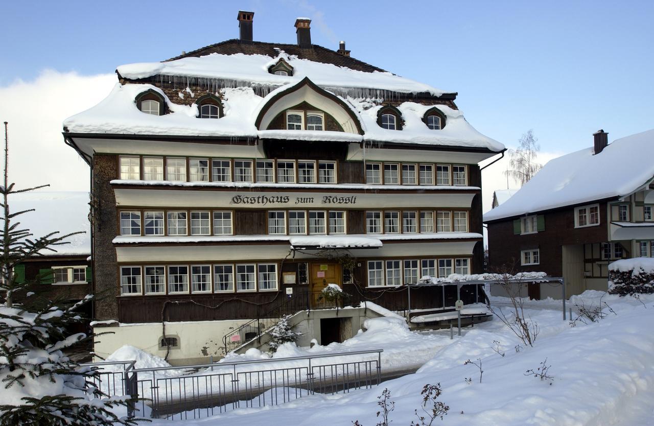 Gasthaus Roessli Mogelsberg ภายนอก รูปภาพ